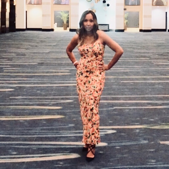 Meet your Posher, Sheila - Picture 1 of 1